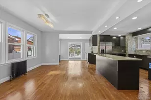 109-73 200th St, Saint Albans, NY 11412 - Photo 14