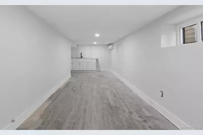 11445 207th Street, Cambria Heights, NY 11411 - Photo 38