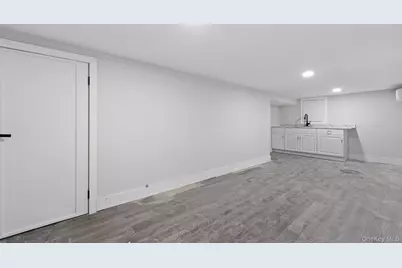 11445 207th Street, Cambria Heights, NY 11411 - Photo 32