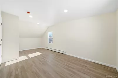 138 Calvert Avenue, Ronkonkoma, NY 11779 - Photo 26