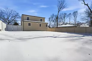 138 Calvert Ave, Ronkonkoma, NY 11779 - Photo 28