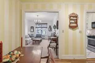 12 Hamilton Pl, Garden City, NY 11530 - Photo 4