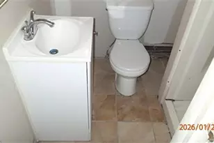 334 Robbins St, Lindenhurst, NY 11757 - Photo 6