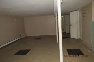 334 Robbins St, Lindenhurst, NY 11757 - Photo 10