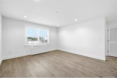 180 Deer Park Avenue #210, Babylon, NY 11702 - Photo 8