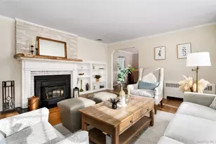 735 Reeve Ave, Mattituck, NY 11952 - Photo 14