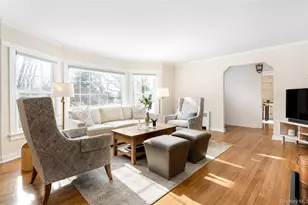 735 Reeve Ave, Mattituck, NY 11952 - Photo 12