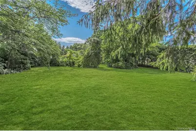 25 Valentine Avenue, Huntington, NY 11743 - Photo 14