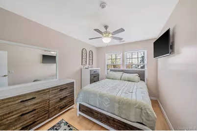 23 Gazebo Lane, Holtsville, NY 11742 - Photo 44