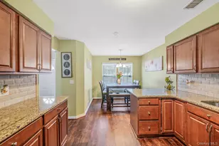 23 Gazebo Ln, Holtsville, NY 11742 - Photo 8