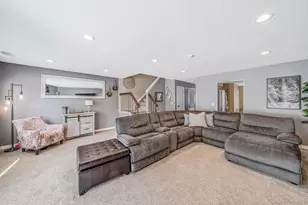 23 Gazebo Ln, Holtsville, NY 11742 - Photo 30