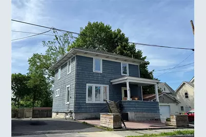 39 Crescent Place, Middletown, NY 10940 - Photo 1