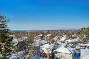 54-40 Little Neck Pkwy, Little Neck, NY 11362 - Photo 14