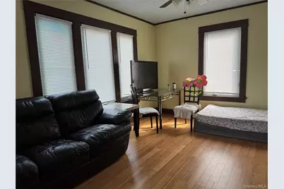 39 Crescent Place, Middletown, NY 10940 - Photo 6