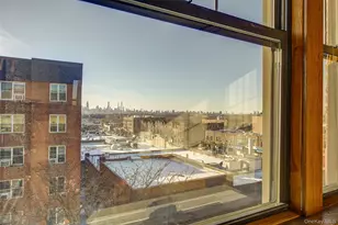 33-11 82nd St, Jackson Heights, NY 11372 - Photo 4