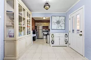 2857 Wilkinson Ave, Bronx, NY 10461 - Photo 10