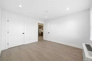 180 Deer Park Ave, Babylon, NY 11702 - Photo 16