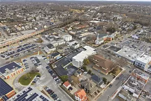 180 Deer Park Ave, Babylon, NY 11702 - Photo 26