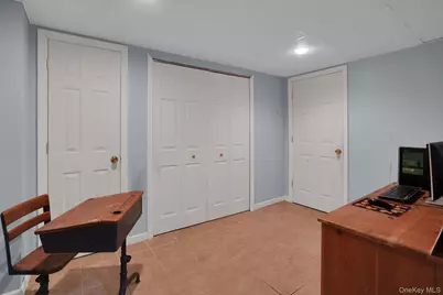 8 Beverly Lane, East Moriches, NY 11940 - Photo 20