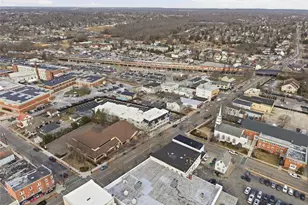 180 Deer Park Ave, Babylon, NY 11702 - Photo 24