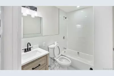 58 Rutland Road, Freeport, NY 11520 - Photo 14