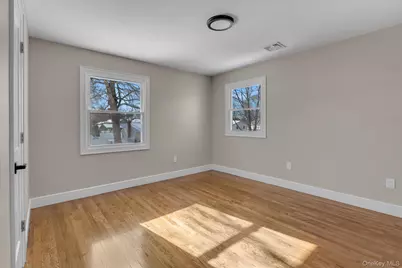 23 Catherwood Crescent, Melville, NY 11747 - Photo 18