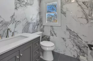 23 Catherwood Crescent, Melville, NY 11747 - Photo 16