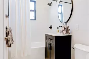 22-26 76th St, East Elmhurst, NY 11370 - Photo 4