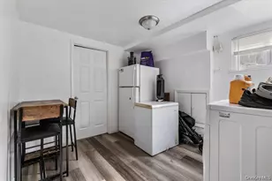 22 Hudson Pl, Hempstead, NY 11550 - Photo 22