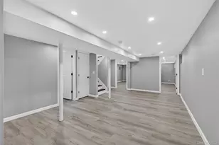 3103 Falcon Ave, Medford, NY 11763 - Photo 20