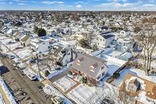 3589 Naomi Pl, Seaford, NY 11783 - Photo 28