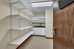 48 Route 6, Yorktown Heights, NY 10589 - Photo 16