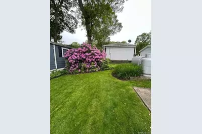 1661 Old Country Road #195, Riverhead, NY 11901 - Photo 2