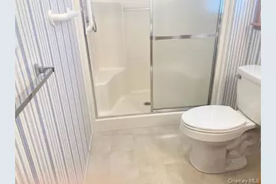 1661 Old Country Road #195, Riverhead, NY 11901 - Photo 10