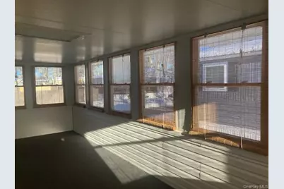 1661 Old Country Road #195, Riverhead, NY 11901 - Photo 8