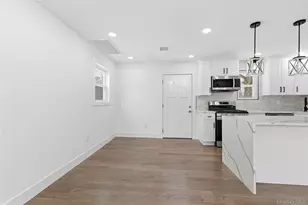 39 E Oakdale St, Bay Shore, NY 11706 - Photo 12