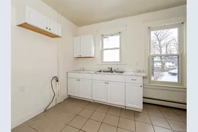 236 Mansion Street #2, Poughkeepsie, NY 12601 - Photo 16