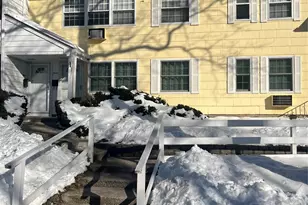 305 Towne House Village, Islandia, NY 11749 - Photo 4