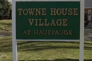 305 Towne House Village, Islandia, NY 11749 - Photo 8