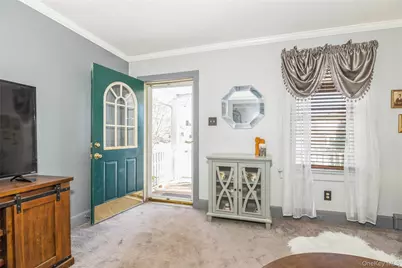 59 Prairie Avenue, Suffern, NY 10901 - Photo 2