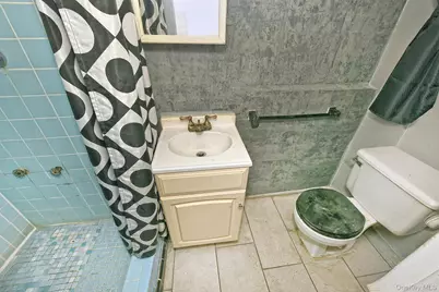 3617 Laconia Avenue, Bronx, NY 10469 - Photo 18