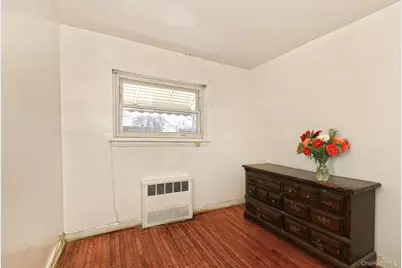 3617 Laconia Avenue, Bronx, NY 10469 - Photo 16