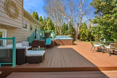 34 Glenbrook Road, Hicksville, NY 11801 - Photo 24