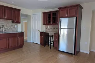 21 Oakland Ave, Warwick, NY 10990 - Photo 4