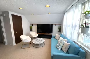532 Park Ave, Centereach, NY 11720 - Photo 2