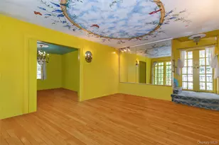 200 Myrtle Dr, Great Neck, NY 11021 - Photo 2