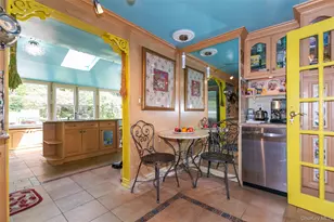 200 Myrtle Dr, Great Neck, NY 11021 - Photo 6