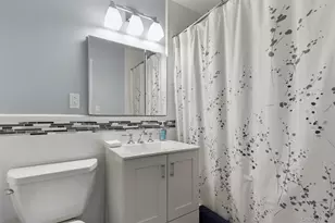 100 Diplomat Dr, Mount Kisco, NY 10549 - Photo 16