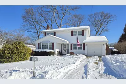15 Mountain Street, Ronkonkoma, NY 11779 - Photo 1