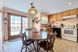 15 Mountain St, Ronkonkoma, NY 11779 - Photo 10